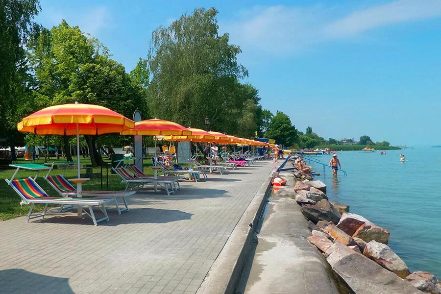 Harmony Boutique Villa Siófok Eksteriør bilde
